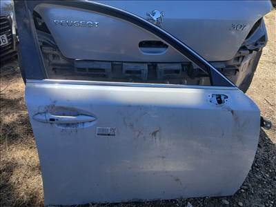 Lexus IS 250 jobb első ajtó 