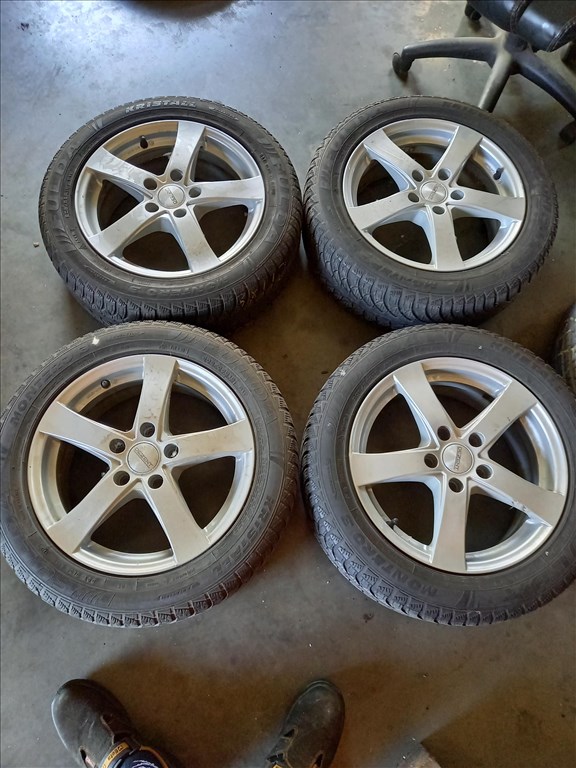  Vw audi 5x112-as 6.5x16" használt Dezent alufelni, rajta 205/55 használt Fulda téli gumi sxx4 1. kép