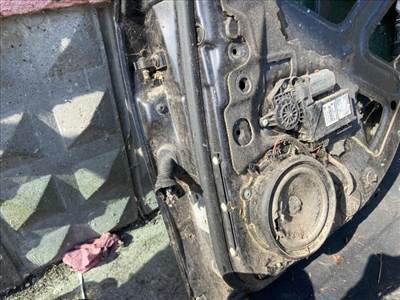 Audi A4 (B6/B7) Jobb hátsó Ajtó 1899
