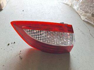 Ford Mondeo Mk4 FORD MONDEO IV Bal Hátsó Lámpa