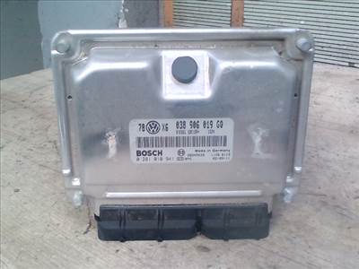 VOLKSWAGEN PASSAT 00.11-05.02 B5.5 Motorvezérlő egység ECU PCM modul