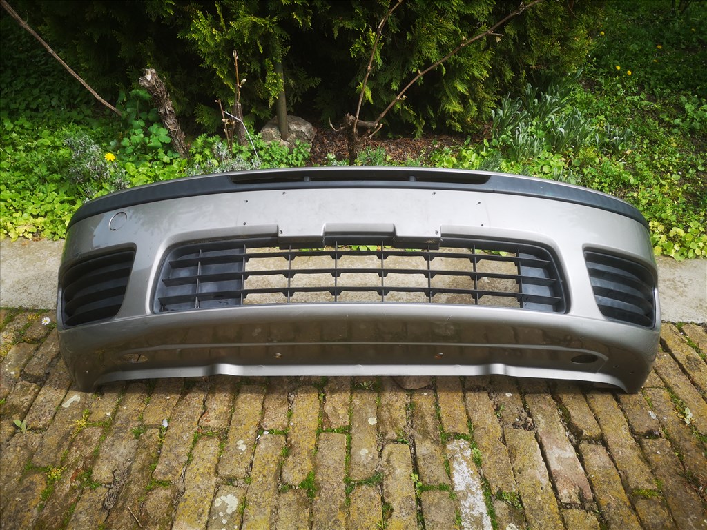 Fiat Punto 2 facelift első lökhárító 6. kép