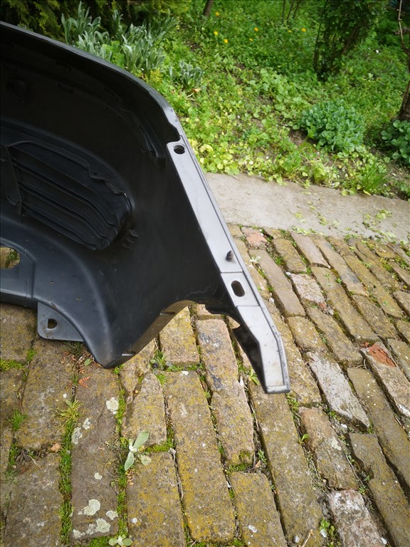 Fiat Punto 2 facelift első lökhárító 8. kép