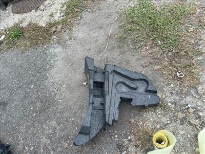 NISSAN QASHQAI / QASHQAI PLUS 2 J10, JJ10 Pótkerék Szerszámtartó