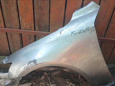 Lexus IS bal első sárvédő 13tol felfelé 