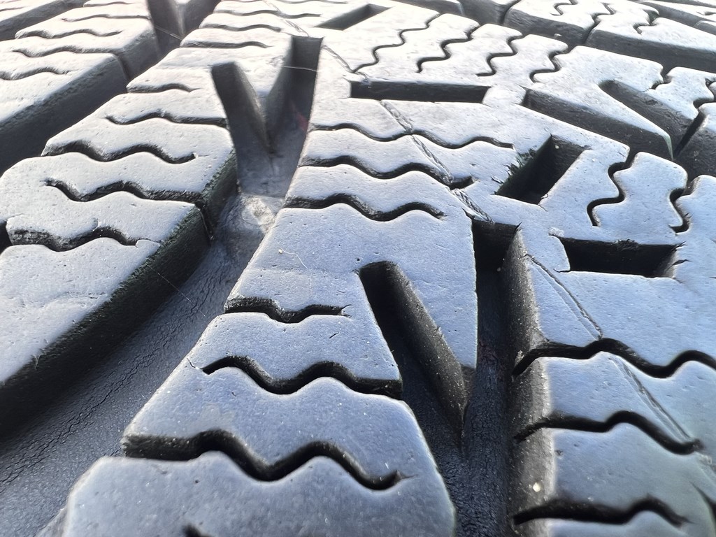 215/60 R16 Kumho WinterCraft WP51 téli gumi 5,5-6mm 4. kép