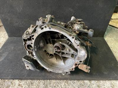 Hyundai i40 váltó  m6cf4