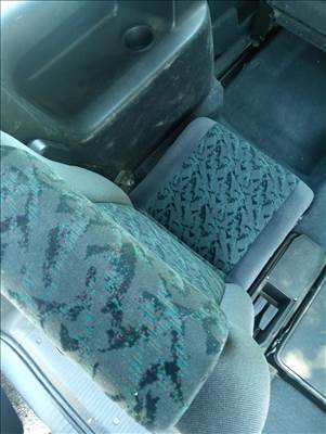 Opel Zafira A bal hátsó ülés