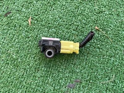 NISSAN JUKE F15 Bal első Oldal Ütközés Érzékelő