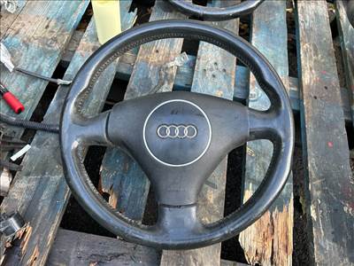 AUDI A3 8P1 Kormány 014882