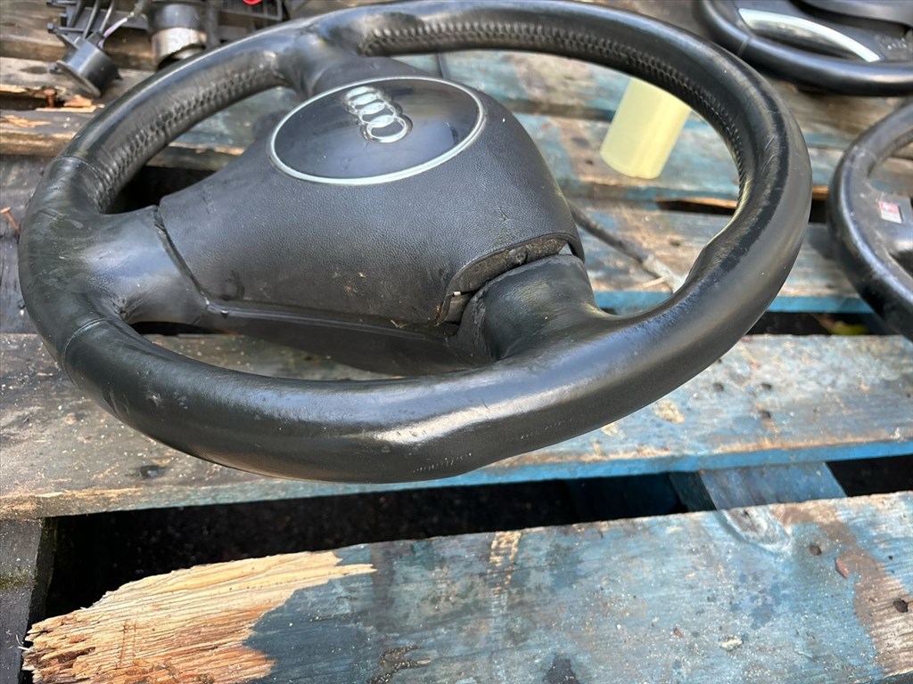 AUDI A3 8P1 Kormány 014882 2. kép