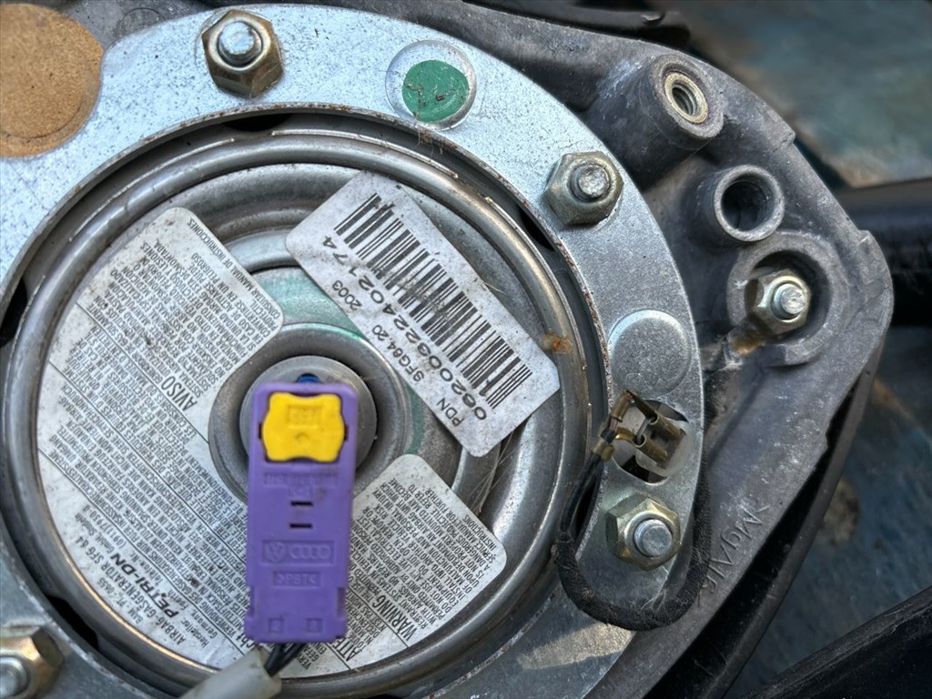 AUDI A3 8P1 Kormány 014882 4. kép