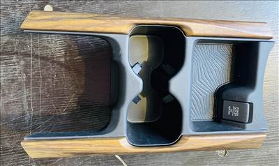 Honda CR-V V középkonzol gn34109060