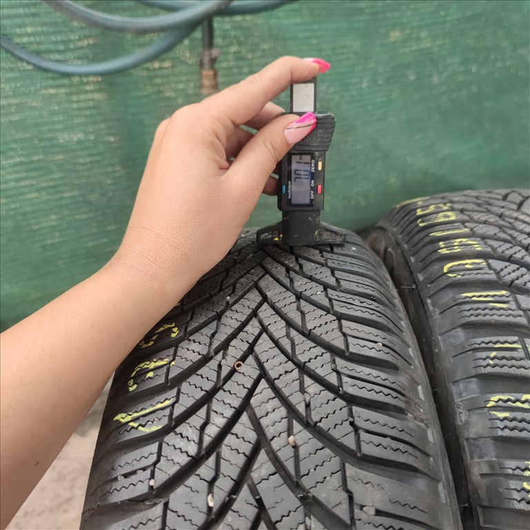 175/65 R15 Firestone téli gumi 45000ft a 4db/203/ 1. kép