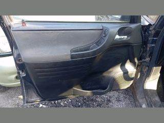 Opel Zafira A Bal első Ajtóhatároló *145174*