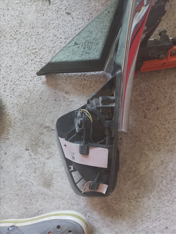 Tesla Model S tükör  5. kép