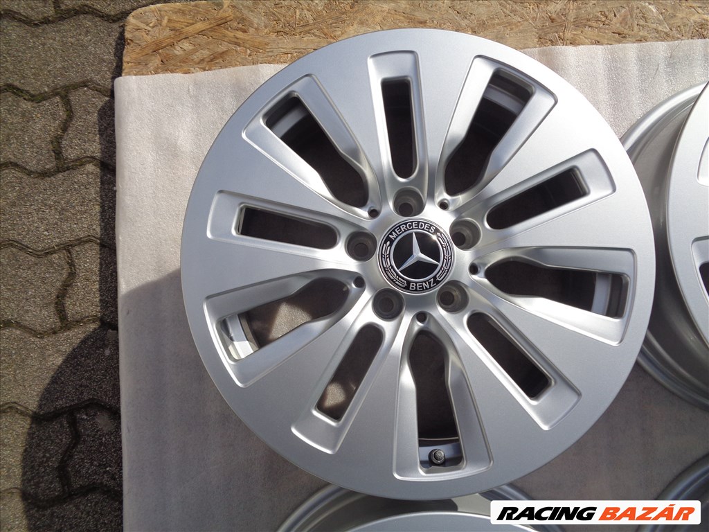 Új Mercedes Gyári alufelni 17-es, W206 szenzorral eladó. 2. kép