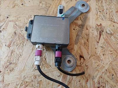 Mercedes E Class W212 (2009-2016) Rádió Erősítő 