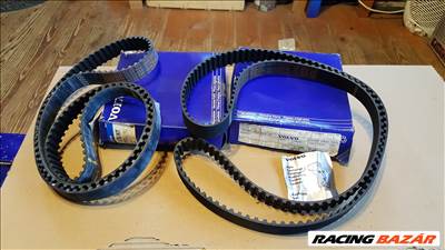 Volvo 273597 240 340 740 gyújtógyertya készlet 271720