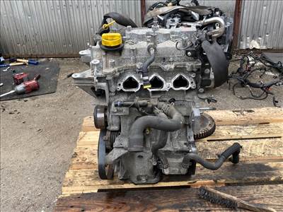 DACIA SANDERO II  Motor (Fűzött blokk hengerfejjel)