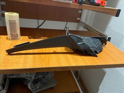 HONDA JAZZ III GE Bal Levélrács Záróvég