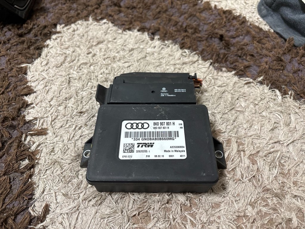 AUDI A4 Avant 8K5, B8 Kézifék Elektronika 015696 1. kép