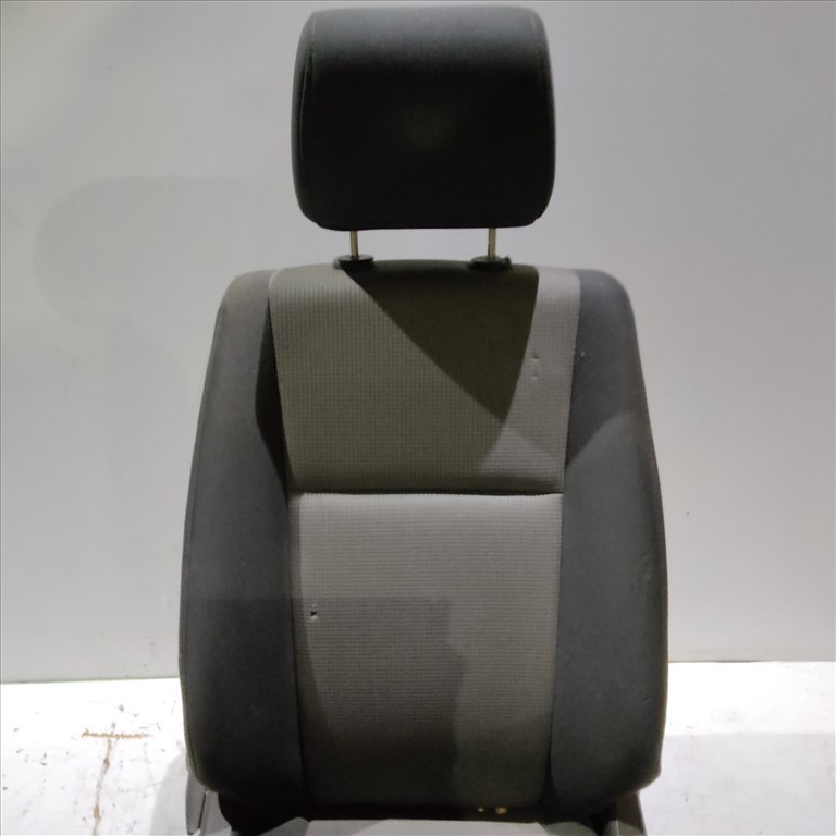 203862 Dodge Journey 2008-2020  jobb első ülés 2. kép