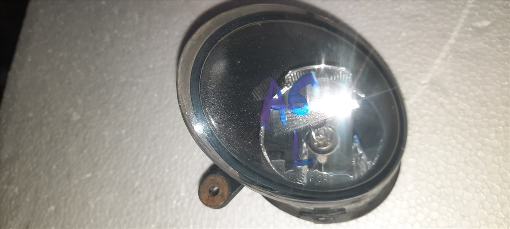 Audi A6 (C6 - 4F) 2.7 TDI ködlámpa bal 4f0941699 1. kép