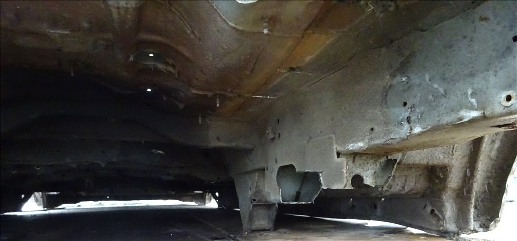 Ford Transit Tranzit 2.4 JUMBO Negyed küszöb oldalfal ív kaszni 6827 27. kép