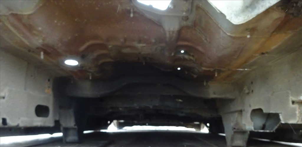 Ford Transit Tranzit 2.4 JUMBO Negyed küszöb oldalfal ív kaszni 6827 28. kép