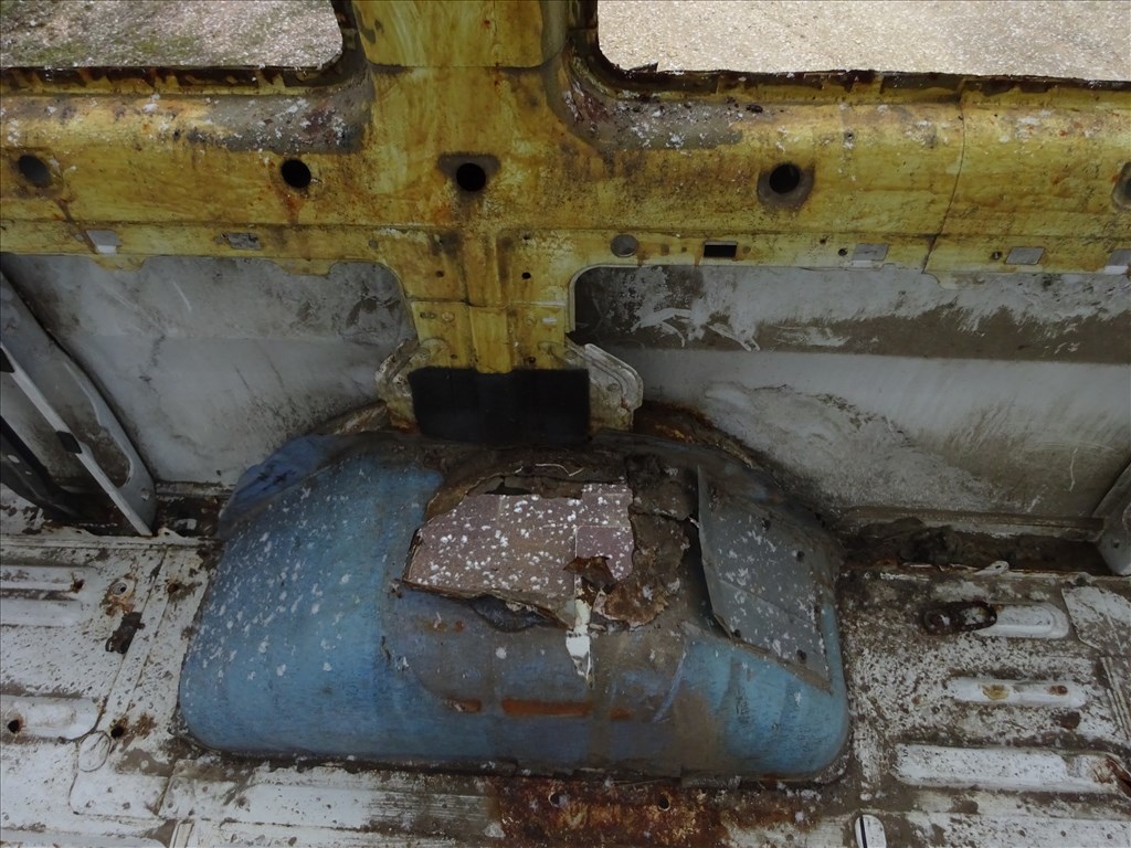 Ford Transit Tranzit 2.4 JUMBO Negyed küszöb oldalfal ív kaszni 6827 40. kép