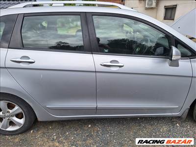 Honda Fr-v ajtó eladó 