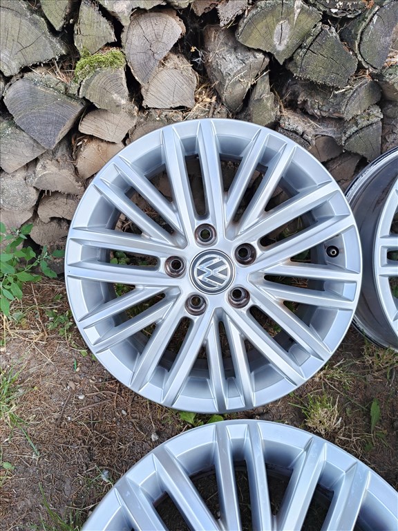  5x112 lyukosztású 6J Volkswagen 16" újszerű (gyári felni) alufelni 4. kép