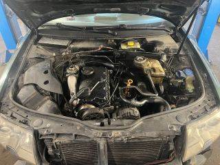 SKODA SUPERB I (3U4) Motorháztető Zárszerkezet