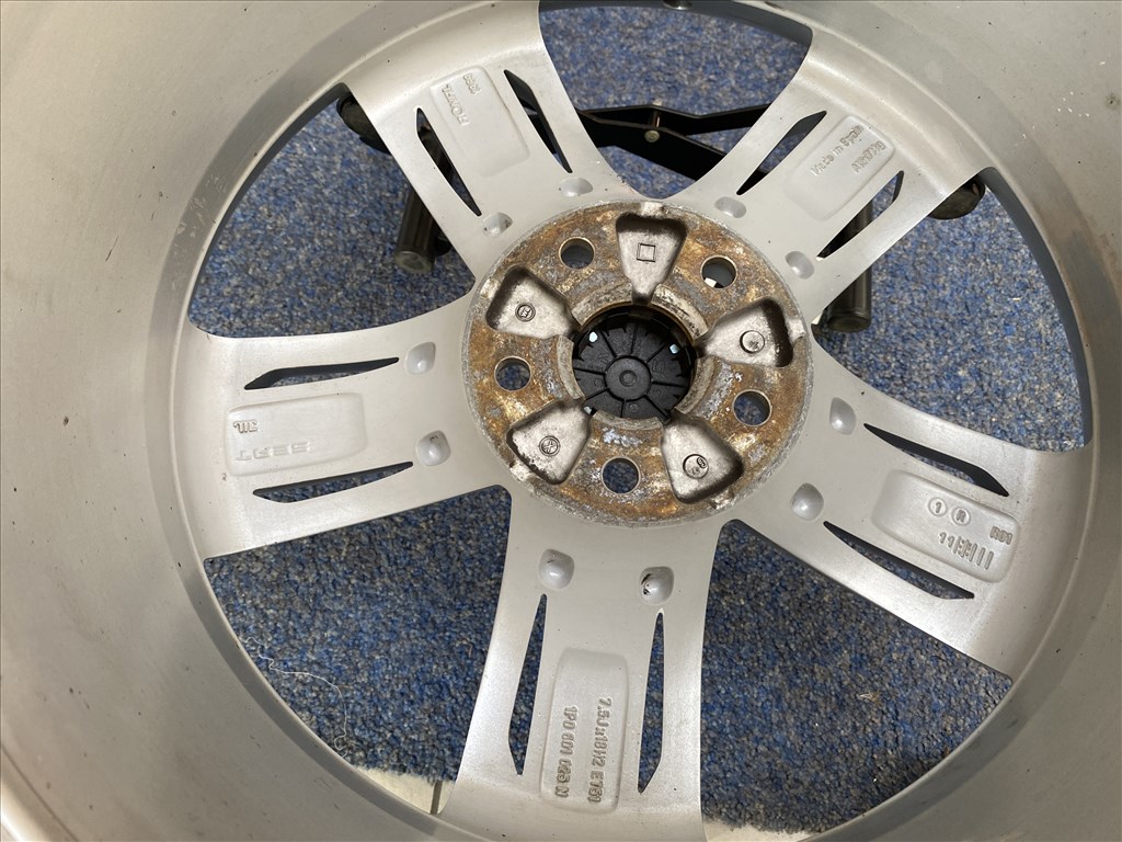 (3701)  Seat 17 gyári alufelni felni, 5x112, Leon Altea 2. kép