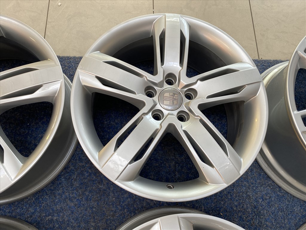 (3701)  Seat 17 gyári alufelni felni, 5x112, Leon Altea 6. kép