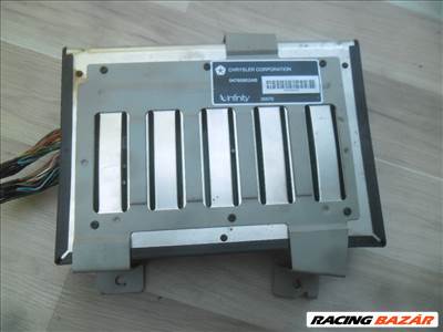 Chrysler 300M erősítő /Infinity 04760902ab