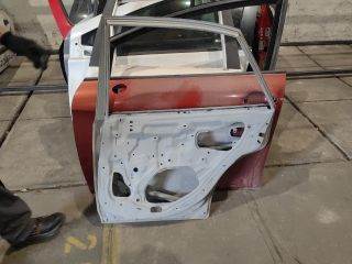 Toyota Carina E TOYOTA CARINA Jobb hátsó Ajtó (Üres lemez)