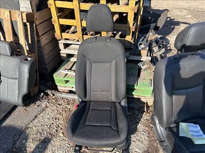 HYUNDAI i40 CW VF Bal első Ülés