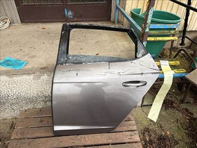 SEAT LEON 5F1 Bal hátsó Ajtó (Részeivel) 015370