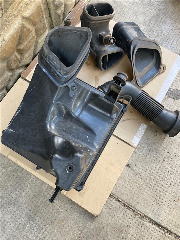 Opel Astra J  1.7 CDTI Levegőszűrő ház A17DTS 2. kép