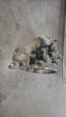 Volvo V60 D2 váltó  bg9r7002jcd bg9r7f096ba