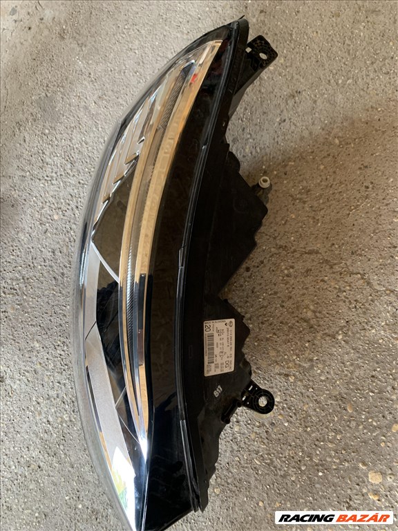 Renault Grand Scenic IV fényszóró jobbos  260109047r 2. kép