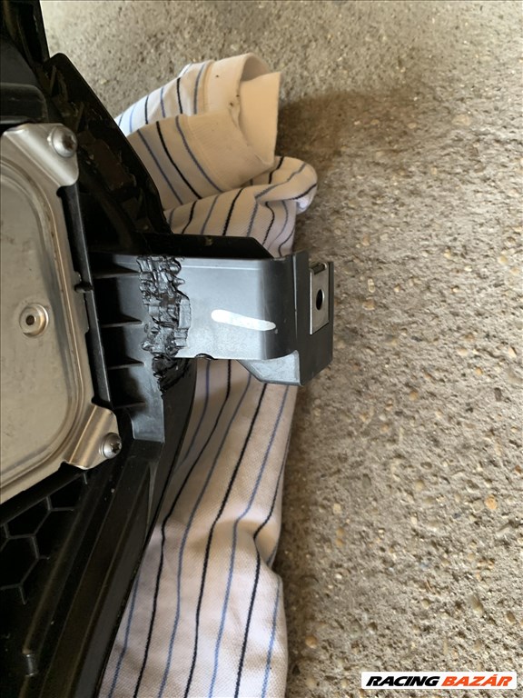 Renault Grand Scenic IV fényszóró jobbos  260109047r 3. kép