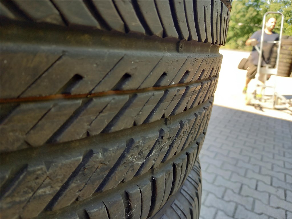  285/40R22" újszerű Goodyear F1 AT SUV Eagle nyári gumi 4x4 4. kép