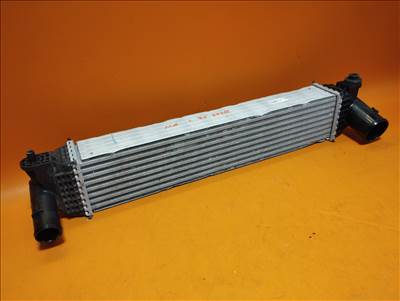 MG intercooler hűtő 10910670 (L.25.827R)