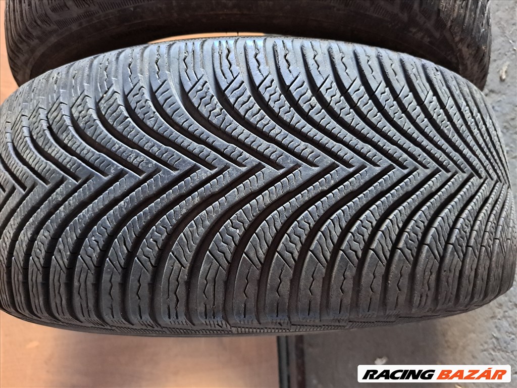 2db 215/50 R17 Michelin Alpin 5  téli gumi eladó! ára! 10000Ft/db Állapota: 5-6mm minta 2. kép