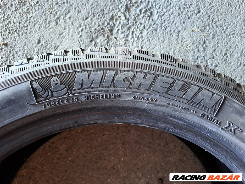 2db 215/50 R17 Michelin Alpin 5  téli gumi eladó! ára! 10000Ft/db Állapota: 5-6mm minta 3. kép