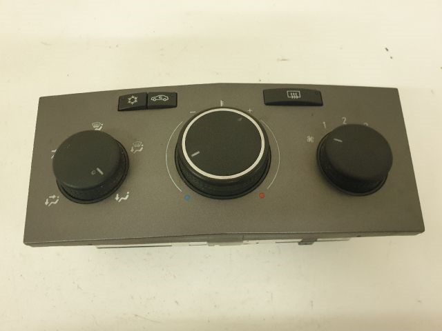 Opel Astra H, Opel Zafira B Fűtéskapcsoló  13201300 1. kép