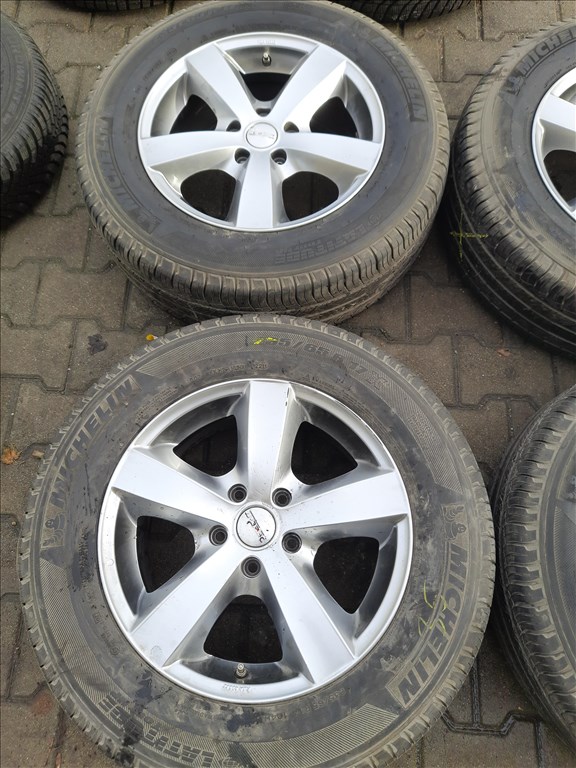 Vw Touareg 5x120-as 7.5x17" újszerű Dezent alufelni, 235/65 használt Michelin nyári gumi sxx4 2. kép